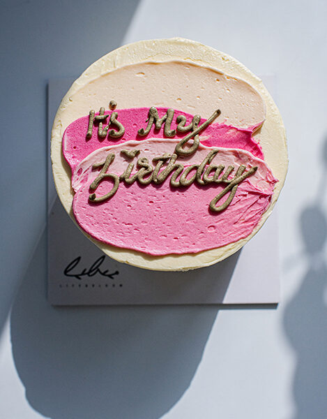 Pink cake